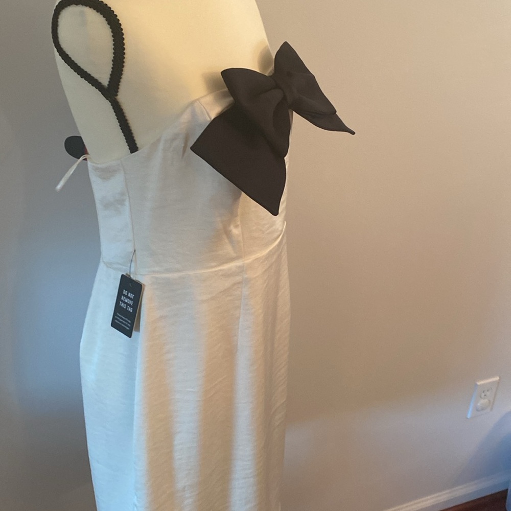 Express NWT bow front medium strapless dress - Picture 3 of 9